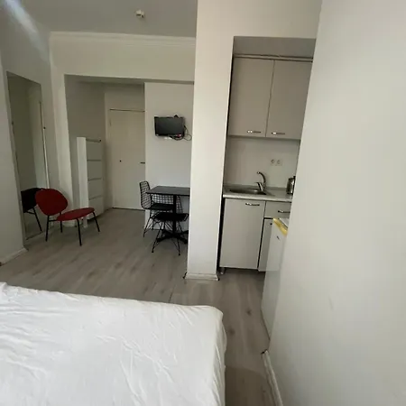 Sisli - Room25